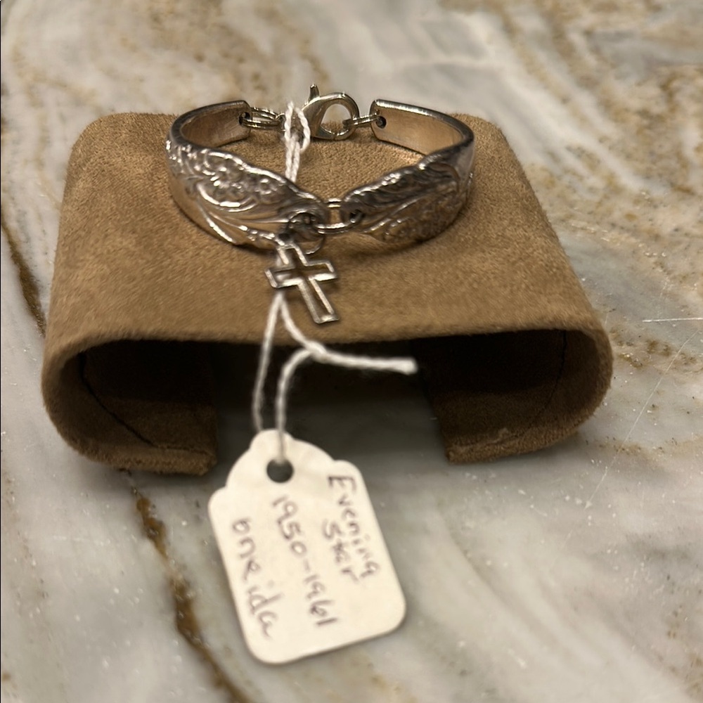 Spoon little girls Silver Bracelet with Cross Charm. Bracelet-evening star